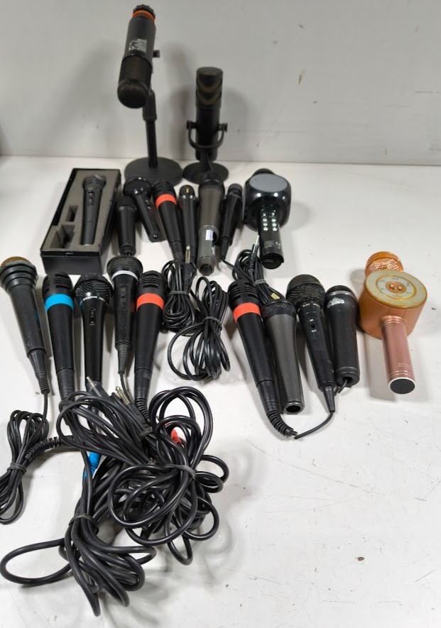LOT OF 20 Various Brands & Models Microphone Not Working For Parts