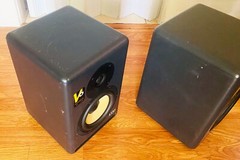 KRK V6 Series 2 one pair of Powered Nearfield Studio Monitor Fully Functional