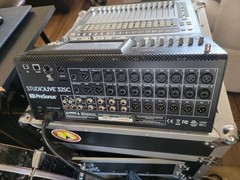 PreSonus StudioLive 32SC 32-Channel Digital Mixer 16-Bus Touchscreen Console