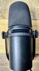 Shure MV7 USB XLR Podcasting Dynamic Microphone – Black