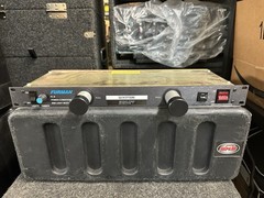 Furman PL-8 Rack Mount Power Conditioner and Light Module 120V 15A 8-Outlet