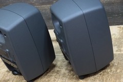Genelec 8040B 180W Bi-Amplified 6.5″ Woofer Powered Studio Monitor (Pair) w/Box