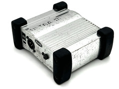 BEHRINGER ULTRA-DI DI100 1 CHANNEL ACTIVE MICROPHONE / INSTRUMENT DIRECT BOX (a)