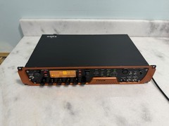 AVID Eleven Rack DAW System Guitar Effects USB Audio Interface Preamp –