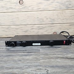 Juice Goose Power 8.0LM Power Distribution Center Dimmer Control Powers On
