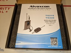 Alvoxcon Wireless Headset Lavalier Microphone System TG210 UHF 3.5mm NEW