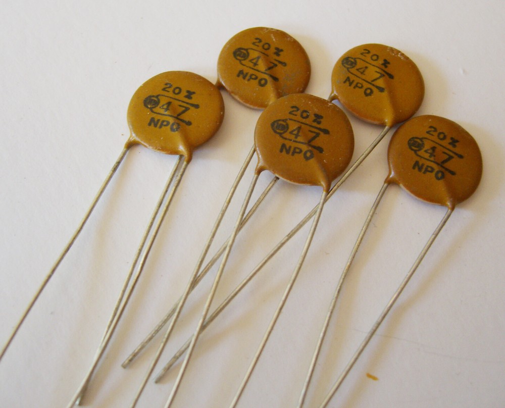 10 NOS Circle D Ceramic Disk 47 pf 1kv 1000v Amp Fizz Capacitor