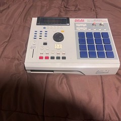 AKAI MPC2000XL MIDI Production Center Vintage sampler