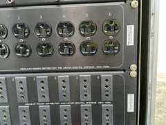 MOTION LABS 400AMP 1300-400A-18-2-01 POWER DISTRO W/ WHEELED CASE# 3492 THS