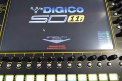 DiGiCo SD11i with road case