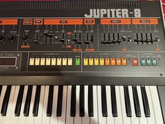 Vintage 1980s Roland Jupiter-8 [12-Bit] 61-Key Synthesizer