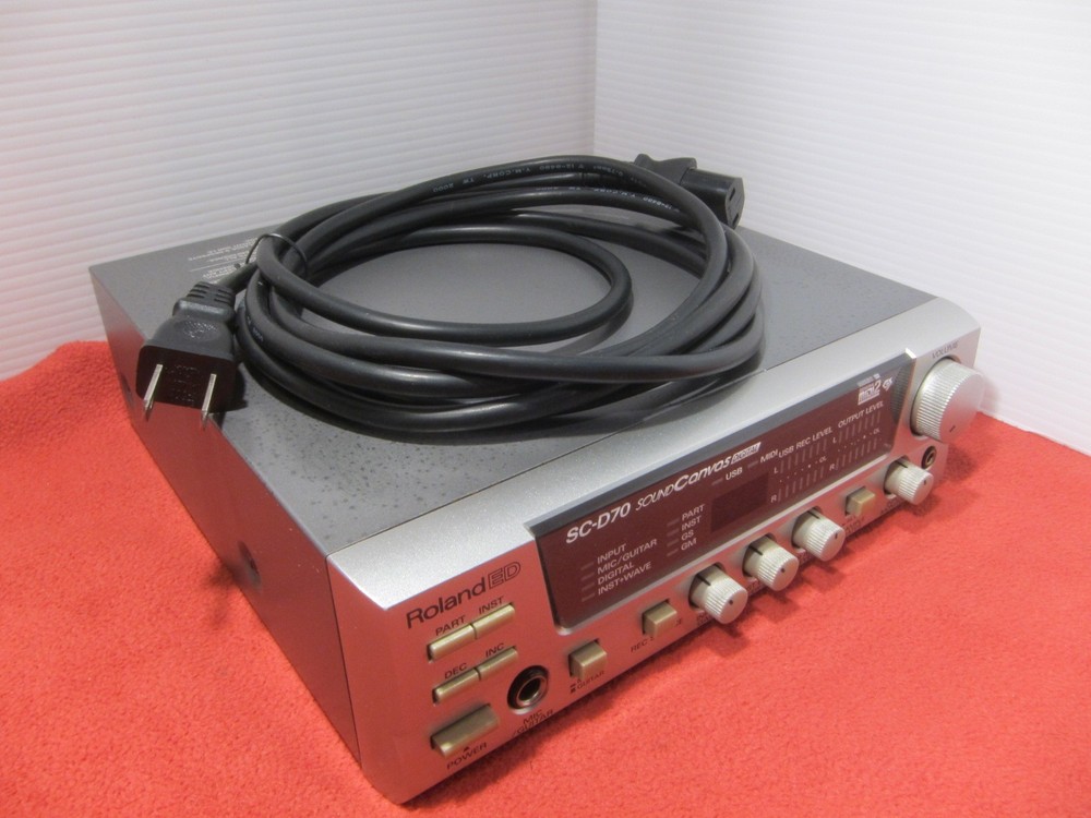 Roland SC-D70 Sound Canvas Sound Module Tested Good Condition AC120V – AC240V
