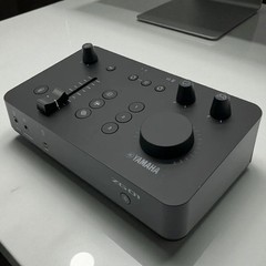 YAMAHA ZG01 Game Streaming Audio Mixer USB Voice Chat Interface Black Used Japan