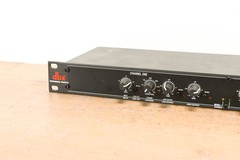 dbx 223 Stereo 2-Way / Mono 3-Way Crossover CG01242