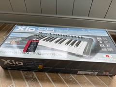 Novation Xio Synth 25 MIDI controller keyboard, 2 octave virtual analog synth