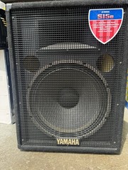Yamaha S15e 15″ Passive 2-Way PA Speaker 250W RMS Wired Black