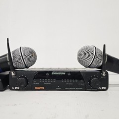 Samson CR277 Kit with HT7 Transmitter Mics (as-is mics not powering on)