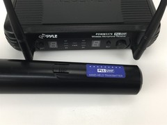 Pyle PDWM3378 PLL UHF Wireless Microphone Receiver with Hand Held Transmitter