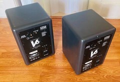 KRK V6 Series 2 one pair of Powered Nearfield Studio Monitor Fully Functional