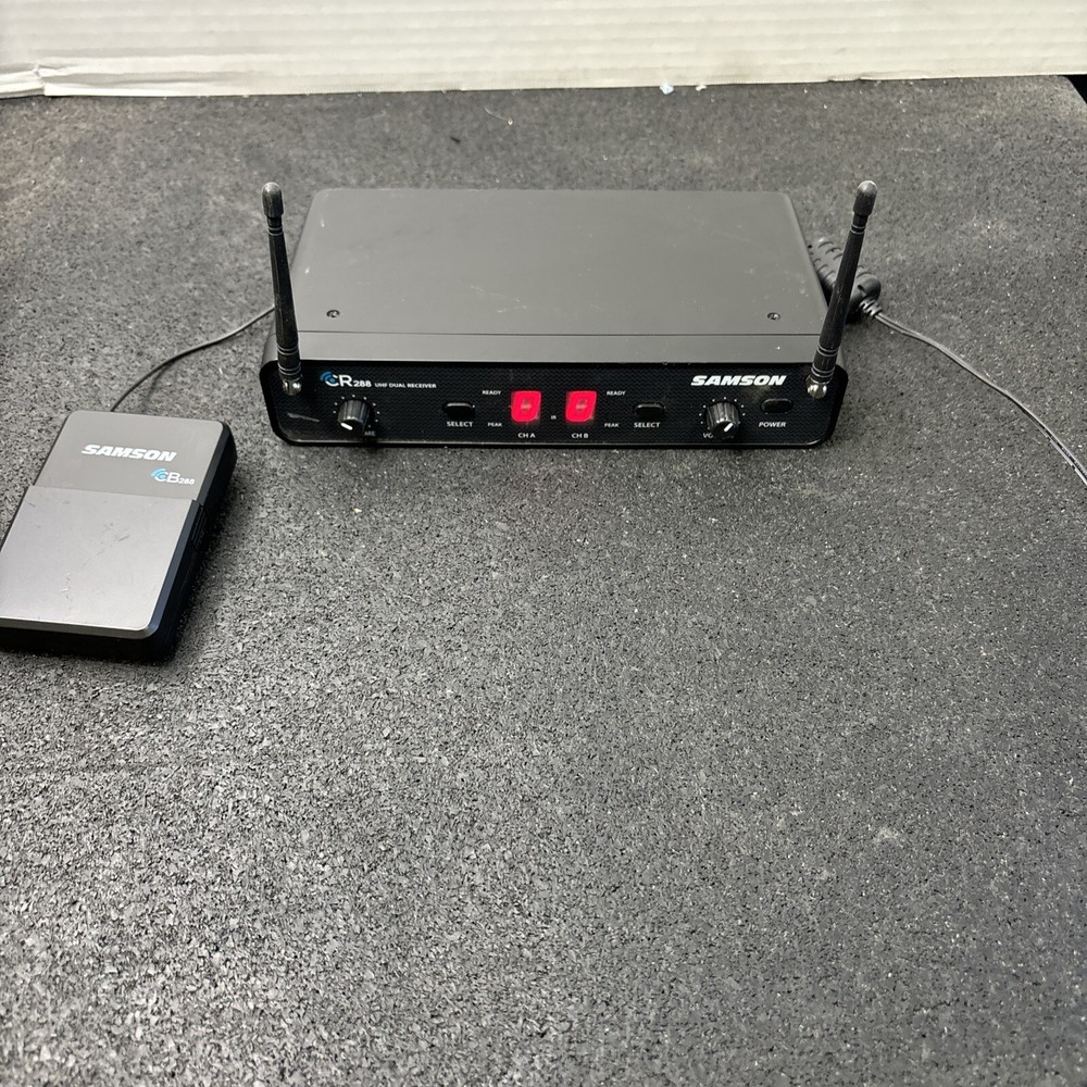 Samson SWCR288 Concert 288 Receiver w/ CB288 transmitter Band: 518–566MHz