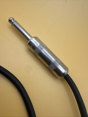 Mogami 2552 Instrument Cable 30” Neutrik 1/4” Straight Right Angle Guitar