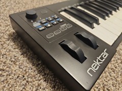 Nektar Impact GX49 49-Key USB MIDI Keyboard Controller Pitch/Mod Wheels