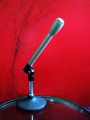 Vintage 1974 Electro Voice RE-55 dynamic microphone Lo Z w clip & case RE15 655C