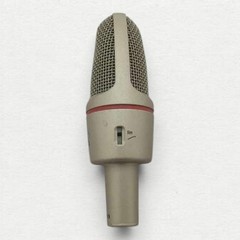 AKG C3000B Condenser Microphone Studio Recording Cardioid Internal Shock Mount