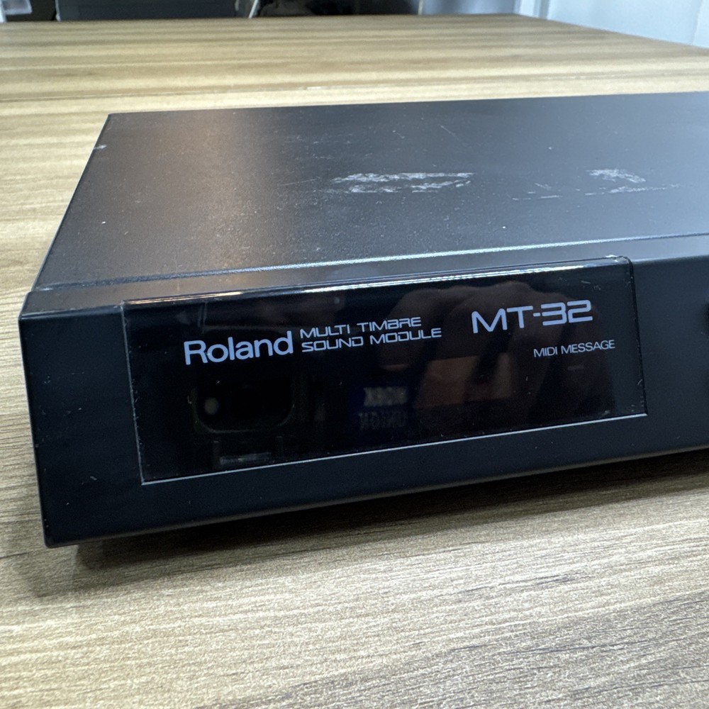 Roland MT32 Multi Timbre MIDI Sound Module Parts Only Untested Japan Synthesizer