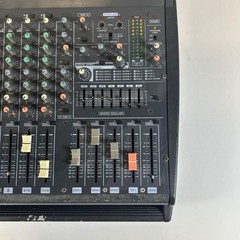 Yamaha EMX2000 12-Channel Powered Mixer