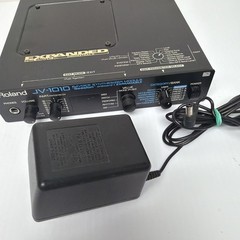 Roland JV-1010 64- Synthesizer Module Session Expander w/ Adapter Tested