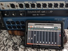 Soundcraft Ui24R 24-Channel Digital Mixer / USB Multi-Track Recorder w/ WiFi