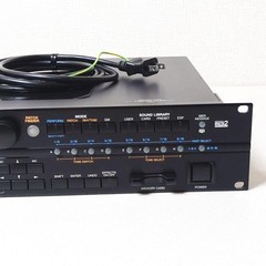 ROLAND XV-3080 Synthesizer Sound Module 128-Voice Rackmount with Cable Japan
