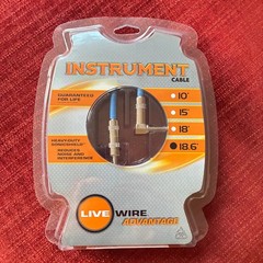 Livewire Advantage Instrument Cable Angled/Straight 18.6 ft. Black