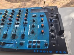 PYRAMID PMR9600 STUDIO PRO 4 CHANNEL STEREO MIXER WITH DRUM FX/ECHO TESTED