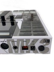 Native Instruments Maschine MK3 DINAMO Limited Edition Pad Controller Unit Only