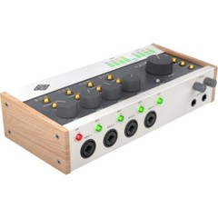 Universal Audio Volt 476P Portable 4×4 USB Audio/MIDI Interface w/ 4 Mic Preamps