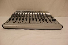 Behringer Eurorack MX 2004A 20-Channel Ultra-Low Noise Line Mixer XLR RCA J5