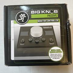 Mackie Big Knob Passive 2×2 Studio Monitor Controller