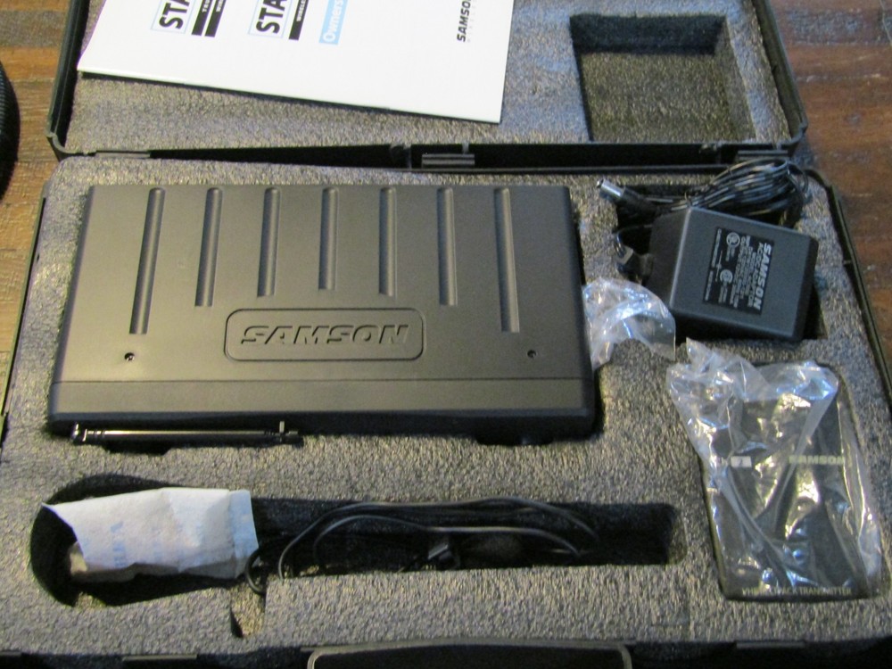 SAMSON STAGE 5 VHF WIRELESS SYSTEM