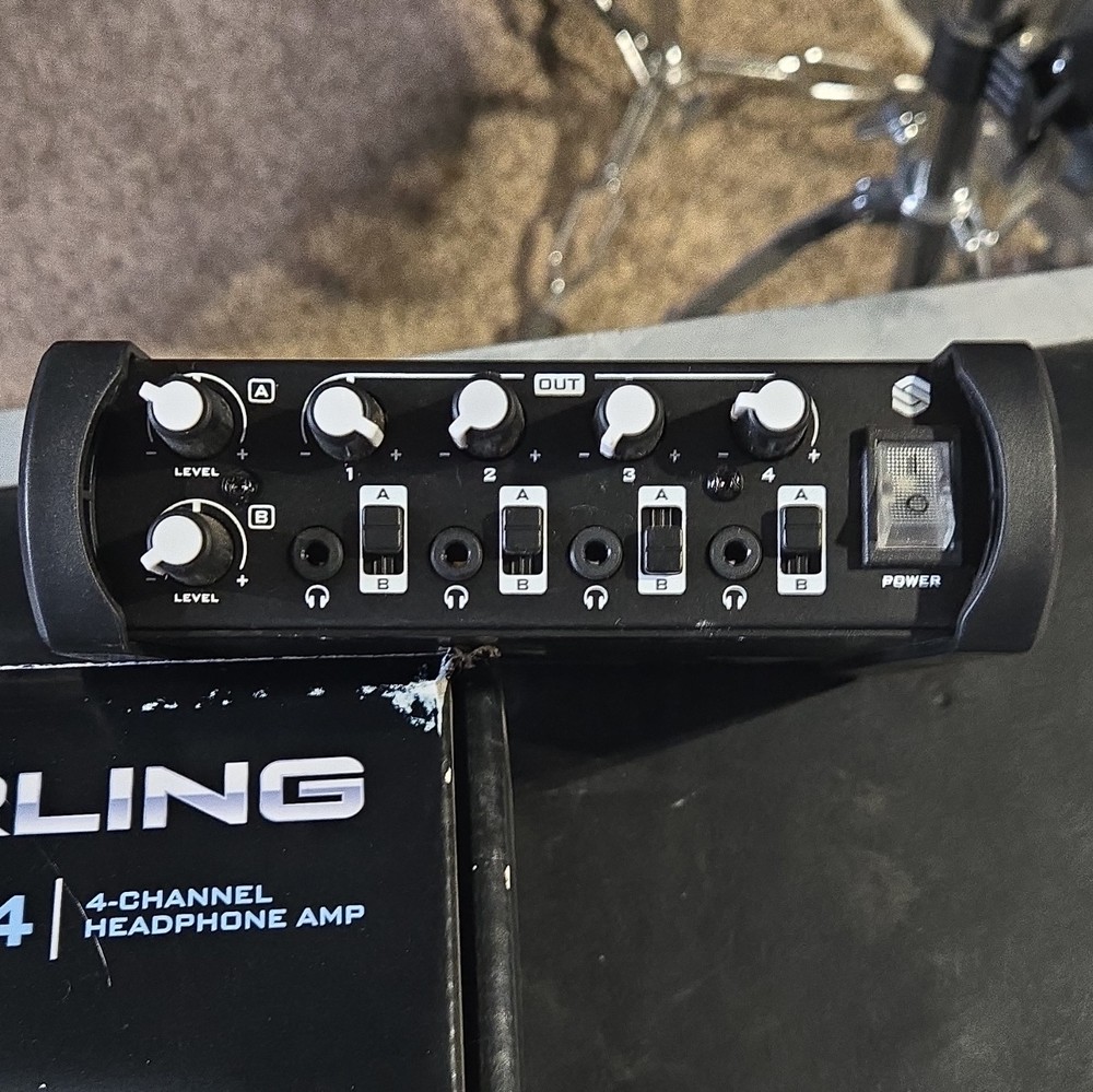 Sterling SHA4 4-Channel Balanced Headphone Amp TRS In/Out Black