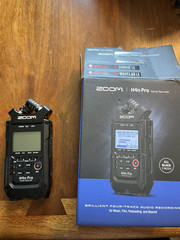 Zoom H4n Pro Handy Recorder