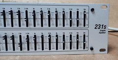 MINT DBX 231S Dual 31 Band Graphic Equalizer Pro Audio Rack Mount EQ !