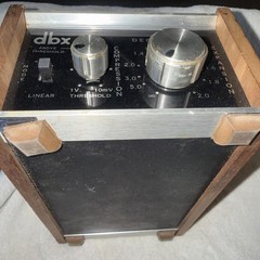 DBX 119 Decilinear Compression Expander Stereo Dynamic Range Enhancer (UNTESTED)