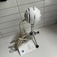 Blue Snowball iCE USB Mic for Recording & Streaming w/ Stand [WHITE]