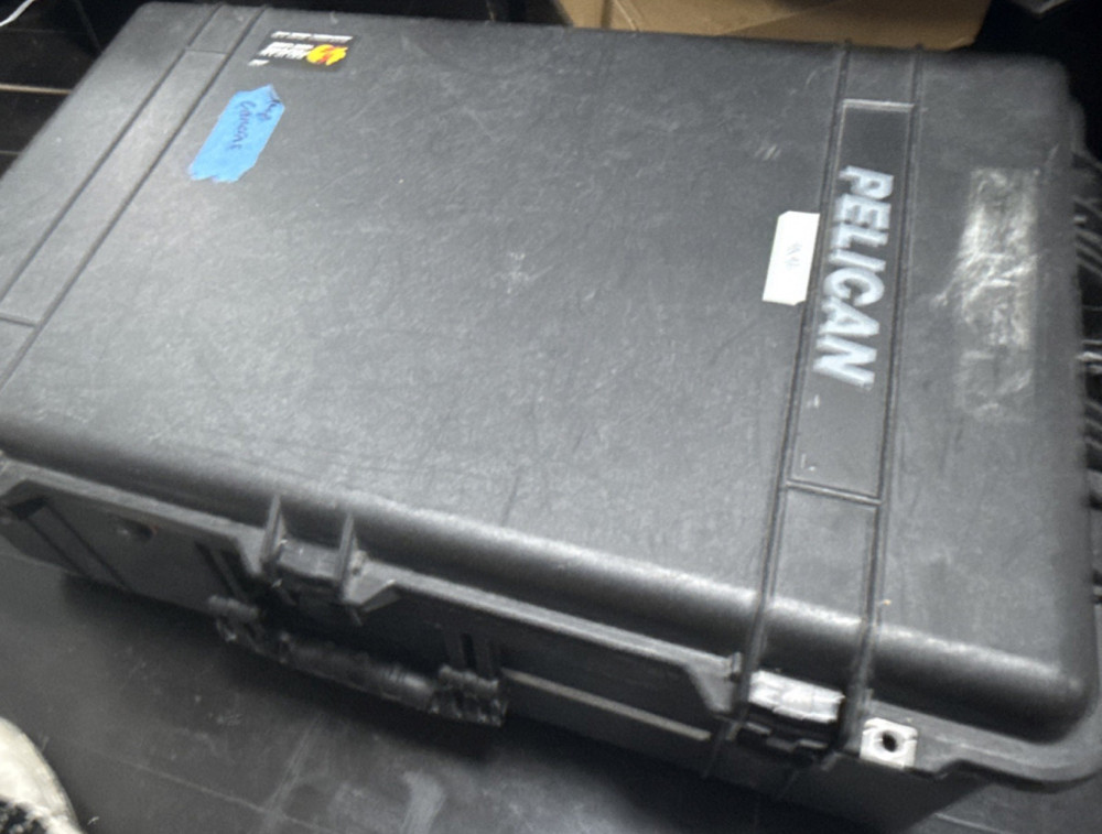 Pelican 1650 Case Hard Plastic Black Carry Handle Divider