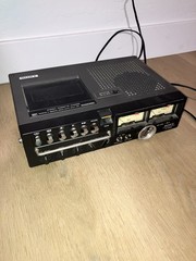 Vntage Sony TC-158SD portable stereo cassette recorder from 1970s.& case ,strap