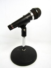 Sony F-V610 Cardioid Dynamic Microphone, IMP 600 Ohm, w/ Stand + Cable