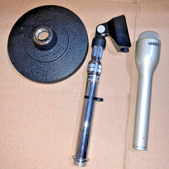 Lanier Dynamic Omnidirectional XLR Microphone w/25′ Cable & Weighted Stand Japan