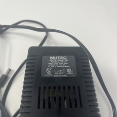 Mutec YA-5 AC DC Adaptor Power Supply for Yamaha Keyboards – 12V 2 Amps